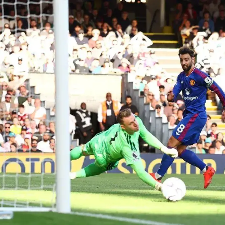 Michael Carrick Bantah Manchester United Bermain Pasif Lawan Fulham
