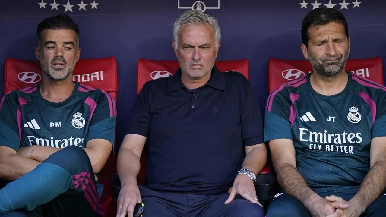 Mourinho Tetap Santai Meski Madrid Tertinggal dari Barcelona