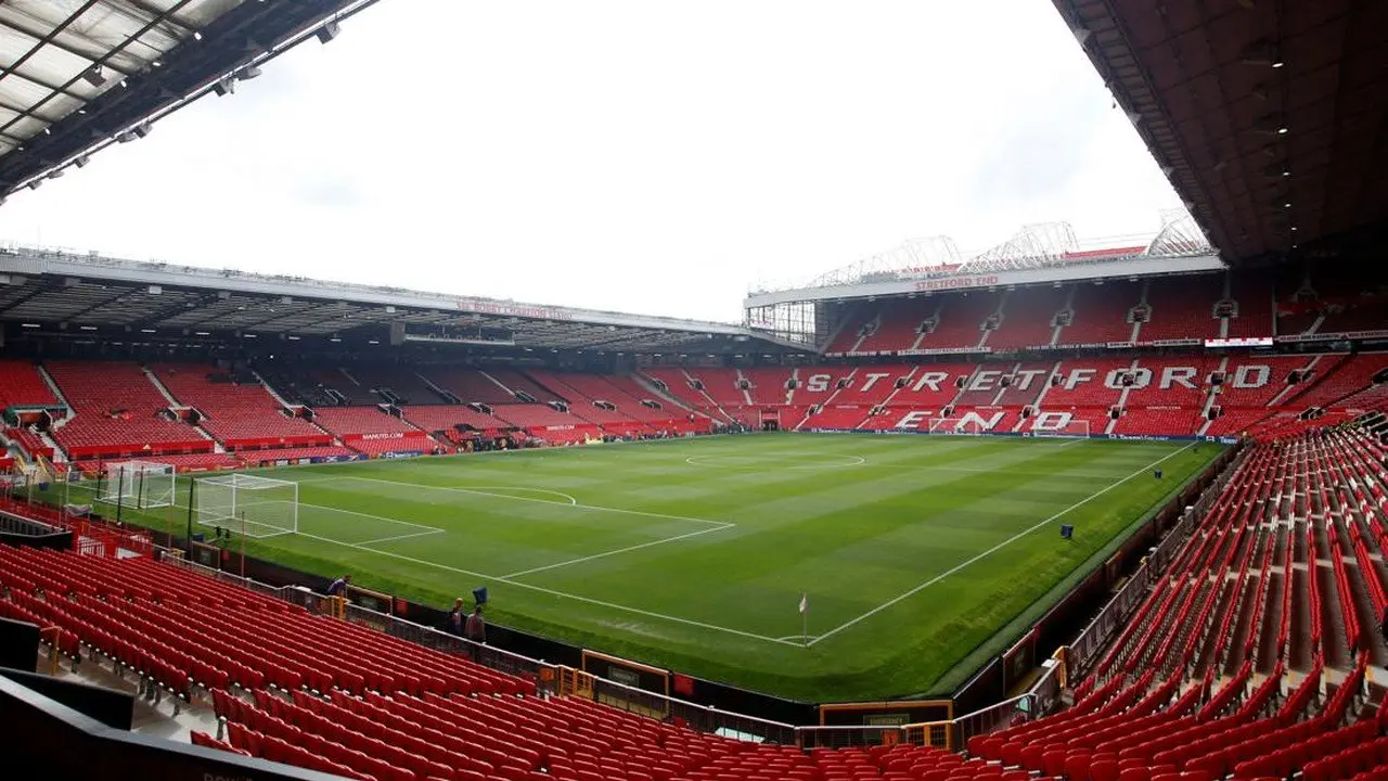 MU Jual Potongan Rumput Old Trafford Rp 3 Jutaan untuk Tambah Pemasukan