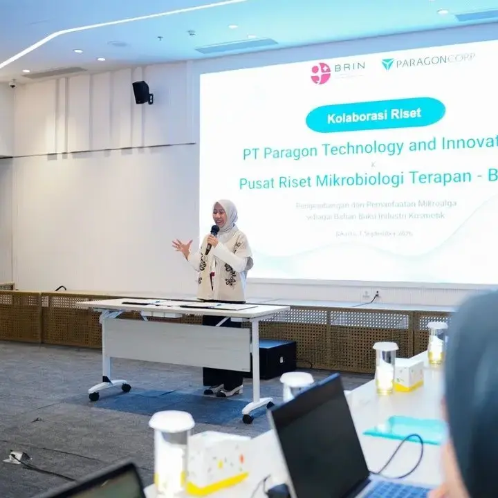ParagonCorp dan BRIN Jalin Kolaborasi Riset Mikroalga untuk Kosmetik