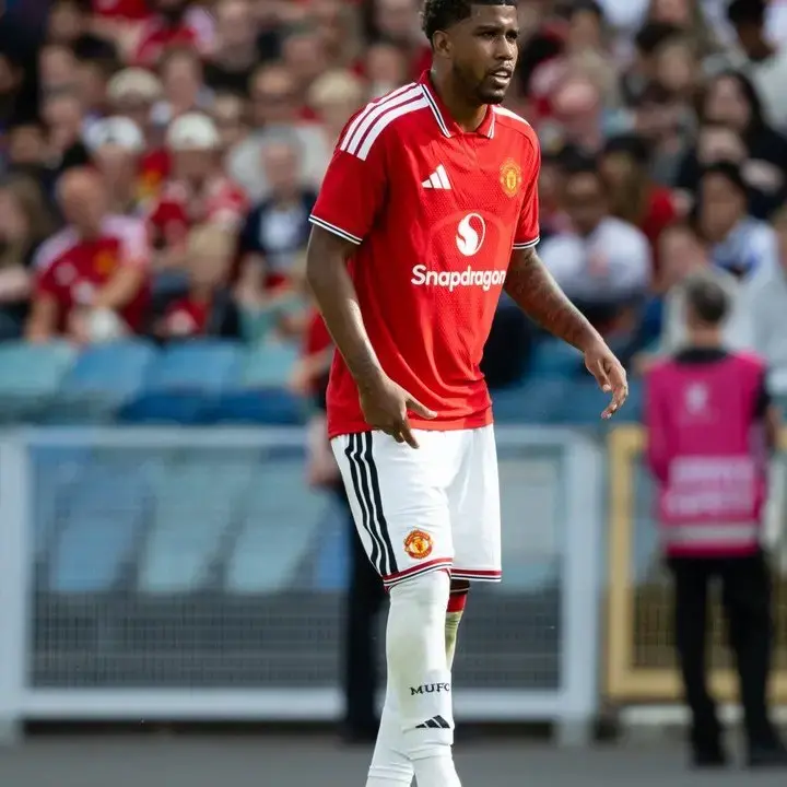 Paul Scholes Pertanyakan Transfer Andrey Santos ke Manchester United