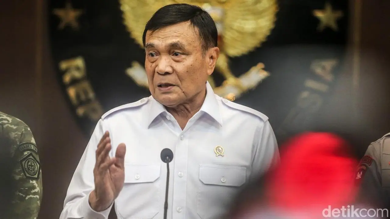 Pemerintah Hentikan Sementara Pembakaran Lahan Kearifan Lokal Cegah Karhutla
