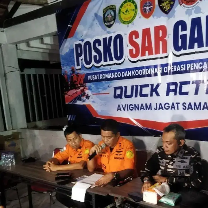 Pencarian Jurnalis Hilang di Krakatau Masuki Hari Ketiga, Abu Vulkanik Hambat Drone
