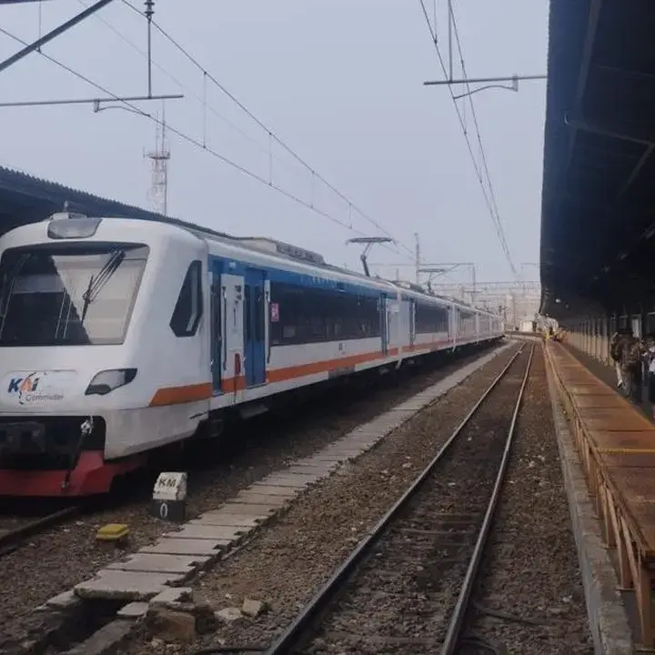 Penumpang KRL Pink Line Terkesan dengan Fasilitas Kereta Bandara Soekarno-Hatta