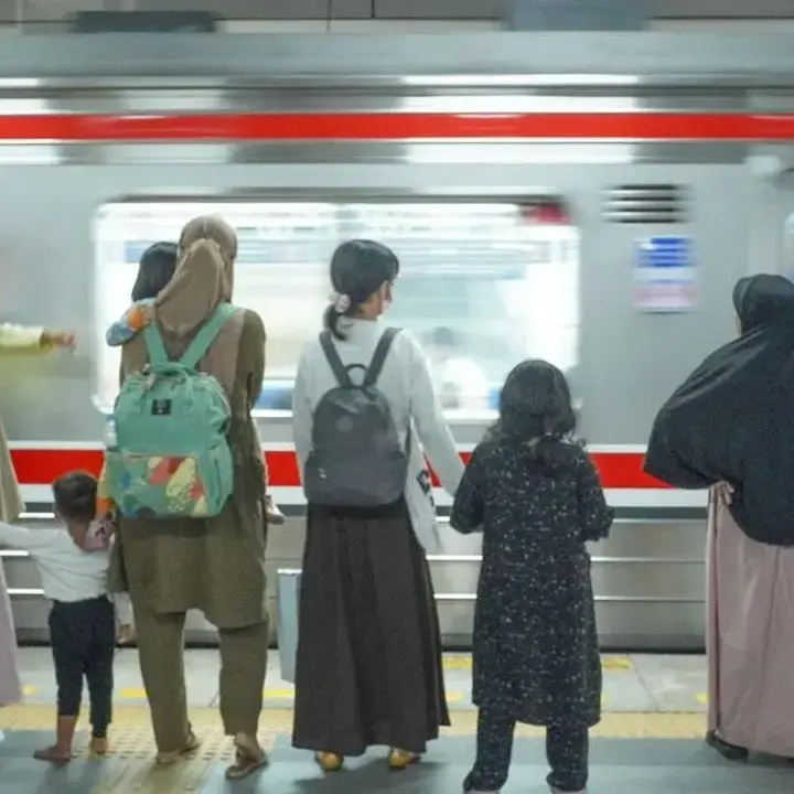 Penumpang Terjatuh di Peron Stasiun Pasar Minggu, KAI Commuter Minta Maaf