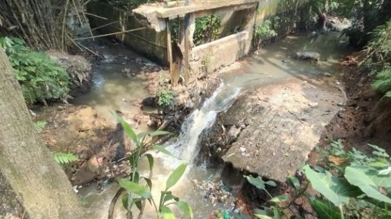 Pintu Air Rusak Bertahun-tahun di Depok Segera Diperbaiki
