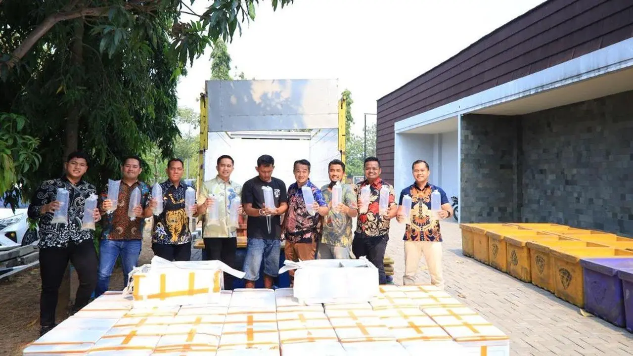 Polda Banten Gagalkan Penyelundupan 150 Ribu Benih Lobster di Tol Merak