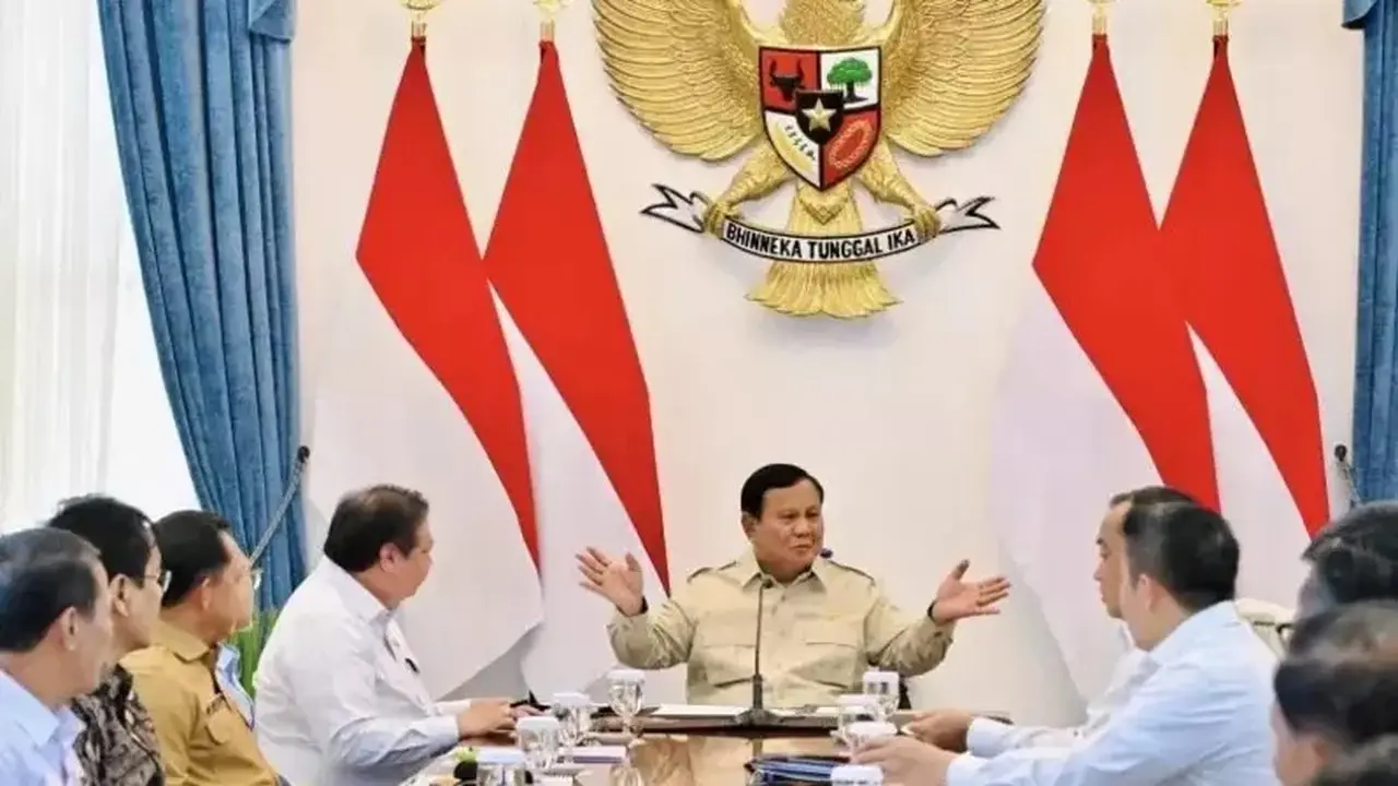 Prabowo Perintahkan Himbara Fasilitasi Rekening Bank untuk Seluruh Warga