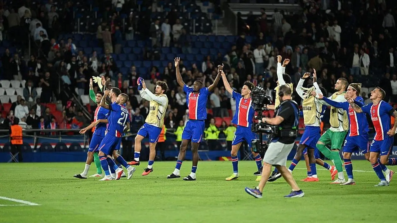PSG dan Barcelona Pimpin Klasemen Grup Liga Champions Usai Pesta Gol
