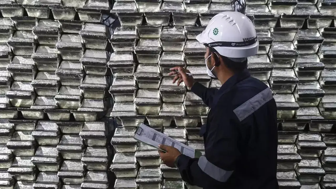 PT Timah Prediksi Harga Komoditas Timah Menguat di Semester II-2026