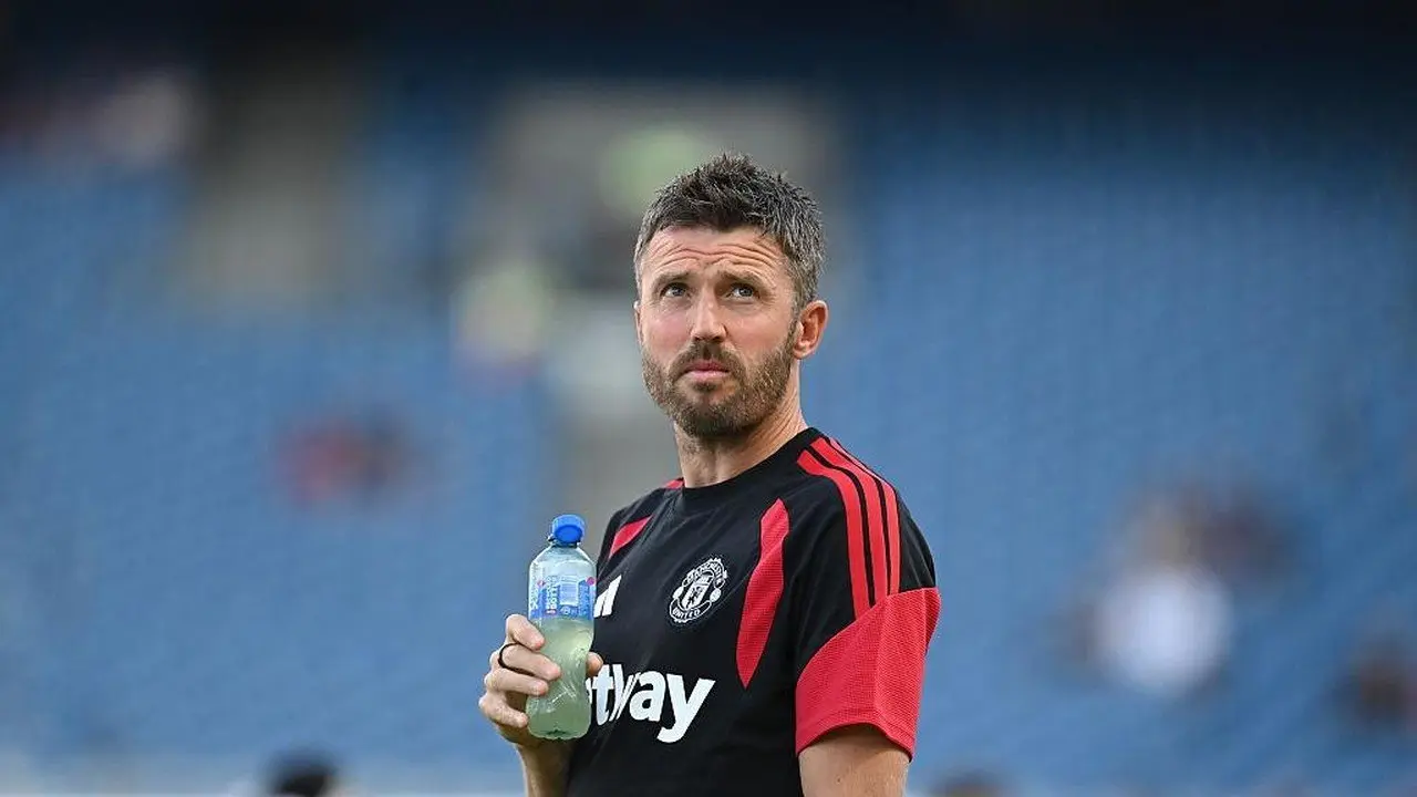Rekor Apik Carrick Lawan Man City dan Maresca Jelang Derby Manchester