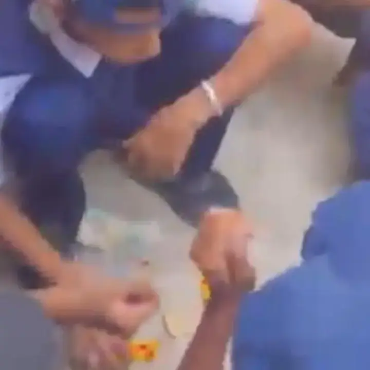 Siswi SMPN 2 Pinrang Terjaring Judi Domino di Jam Istirahat, Orang Tua Dipanggil