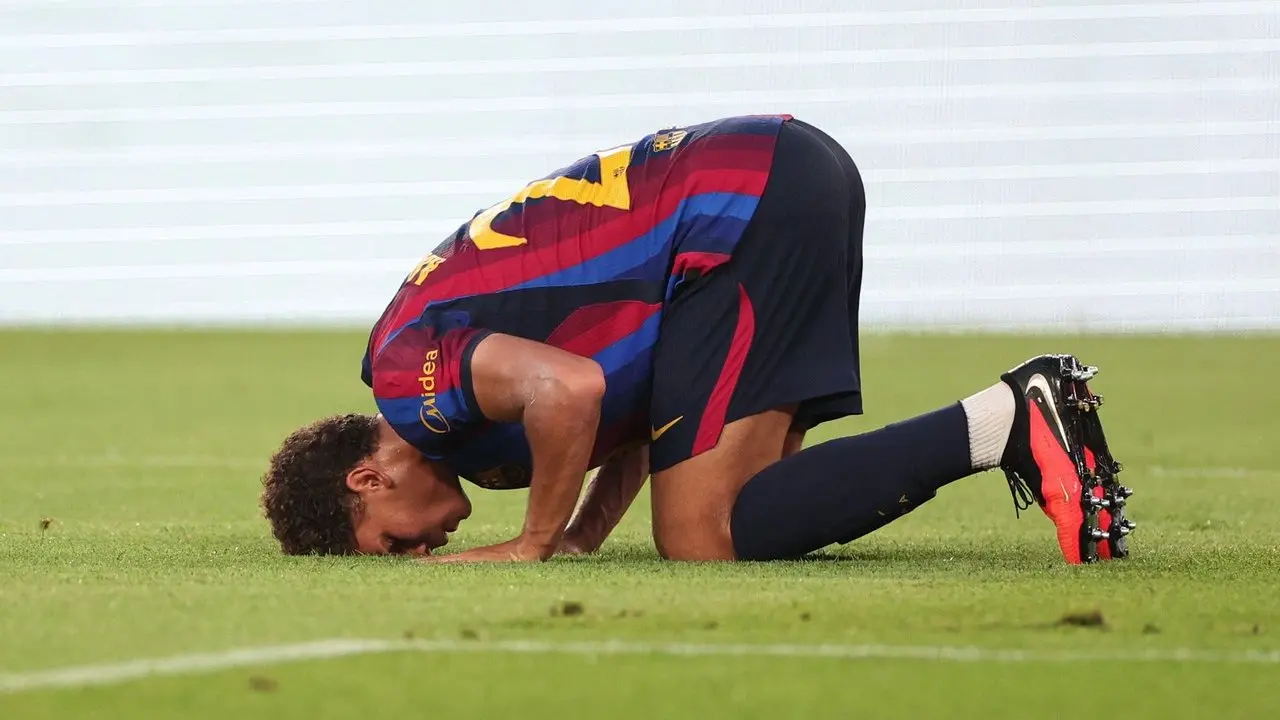 Striker Muda Barcelona Ungkap Ambisi: Jadi 'Haaland dari Sungai Nil'