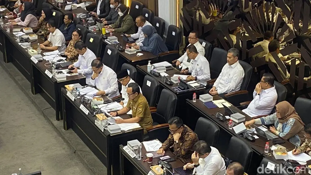 Tanah Ulayat Adat Dilindungi, Wamendagri Larang Pengalihfungsian untuk PSN