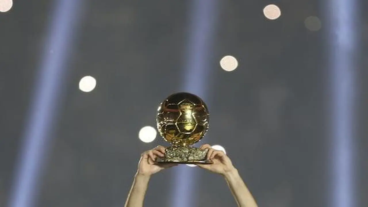 Teddy Sheringham Sebut Harry Kane Sekadar Pelengkap Nominasi Ballon d'Or