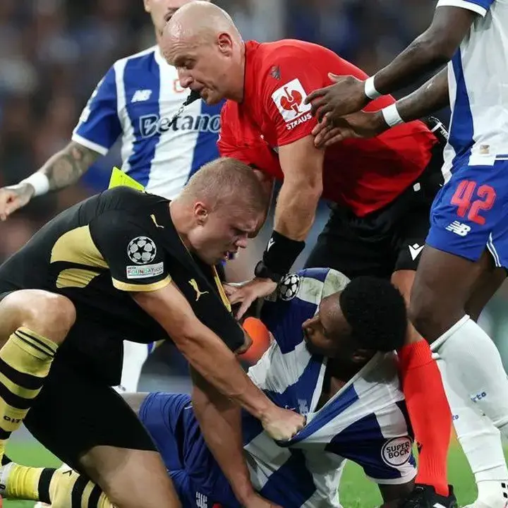 Tensi Memanas: Haaland Adu Jotos dengan Rosario di Laga Porto vs Man City