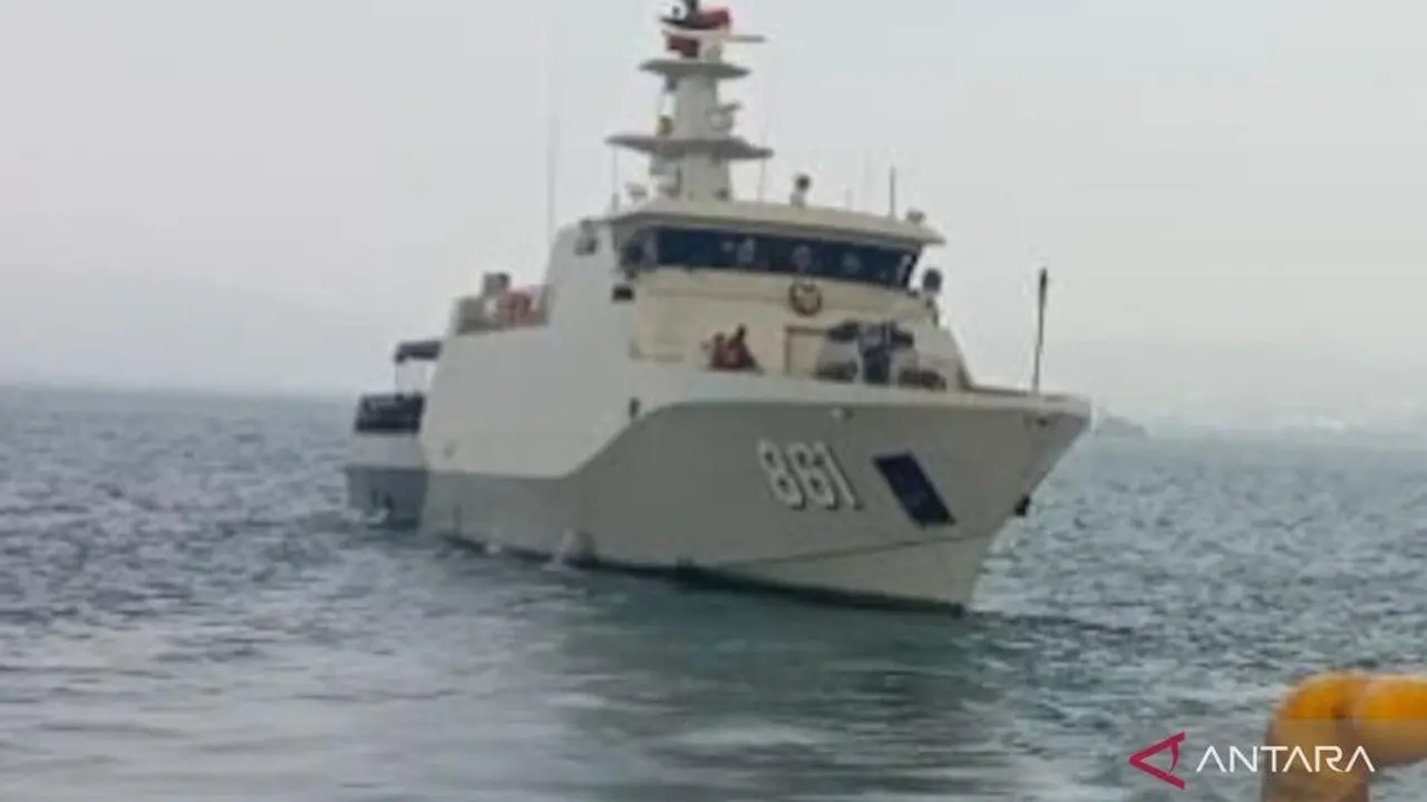 TNI AL Kerahkan 3 Kapal Perang Cari 5 Jurnalis Hilang di Sekitar Anak Krakatau