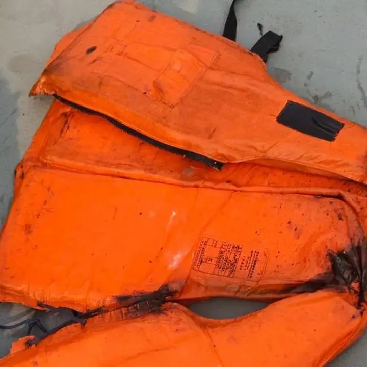 TNI AL Temukan Pelampung dan Botol di Perairan Anyer Saat Pencarian Jurnalis Hilang