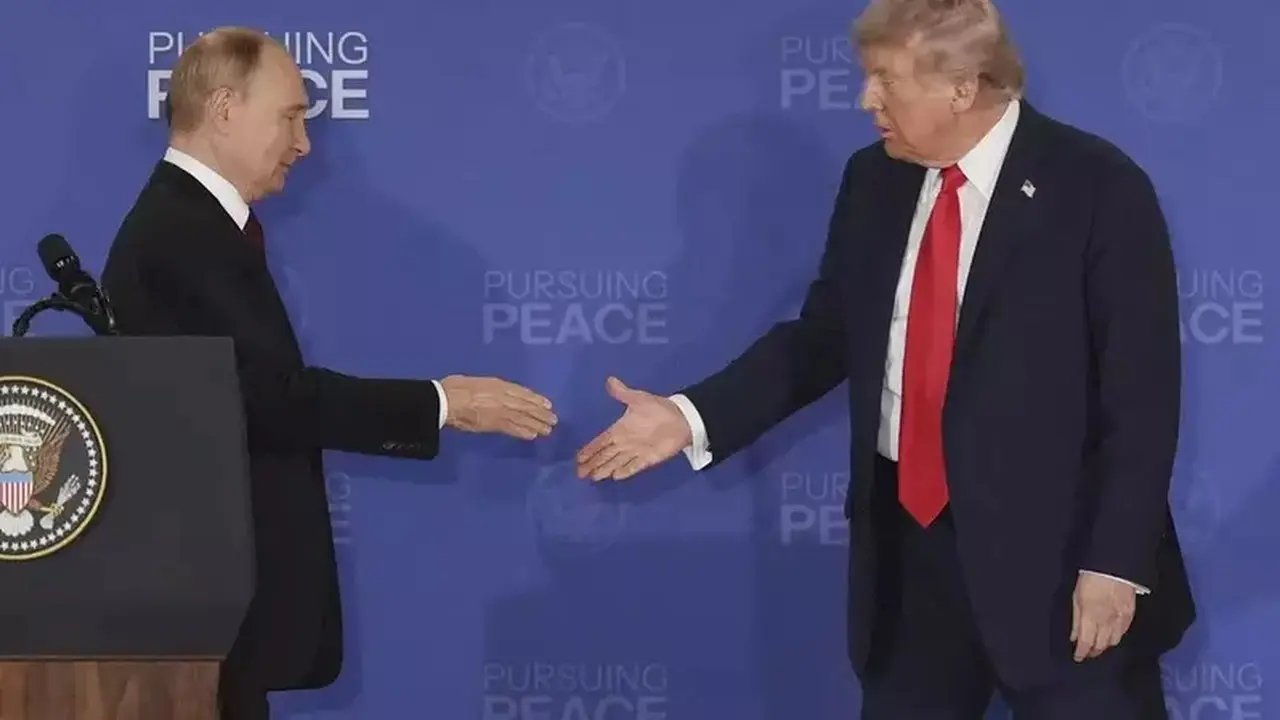 Trump Dorong Akhiri Konflik Ukraina, Putin Puji Visi Pemulihan Hubungan AS-Rusia