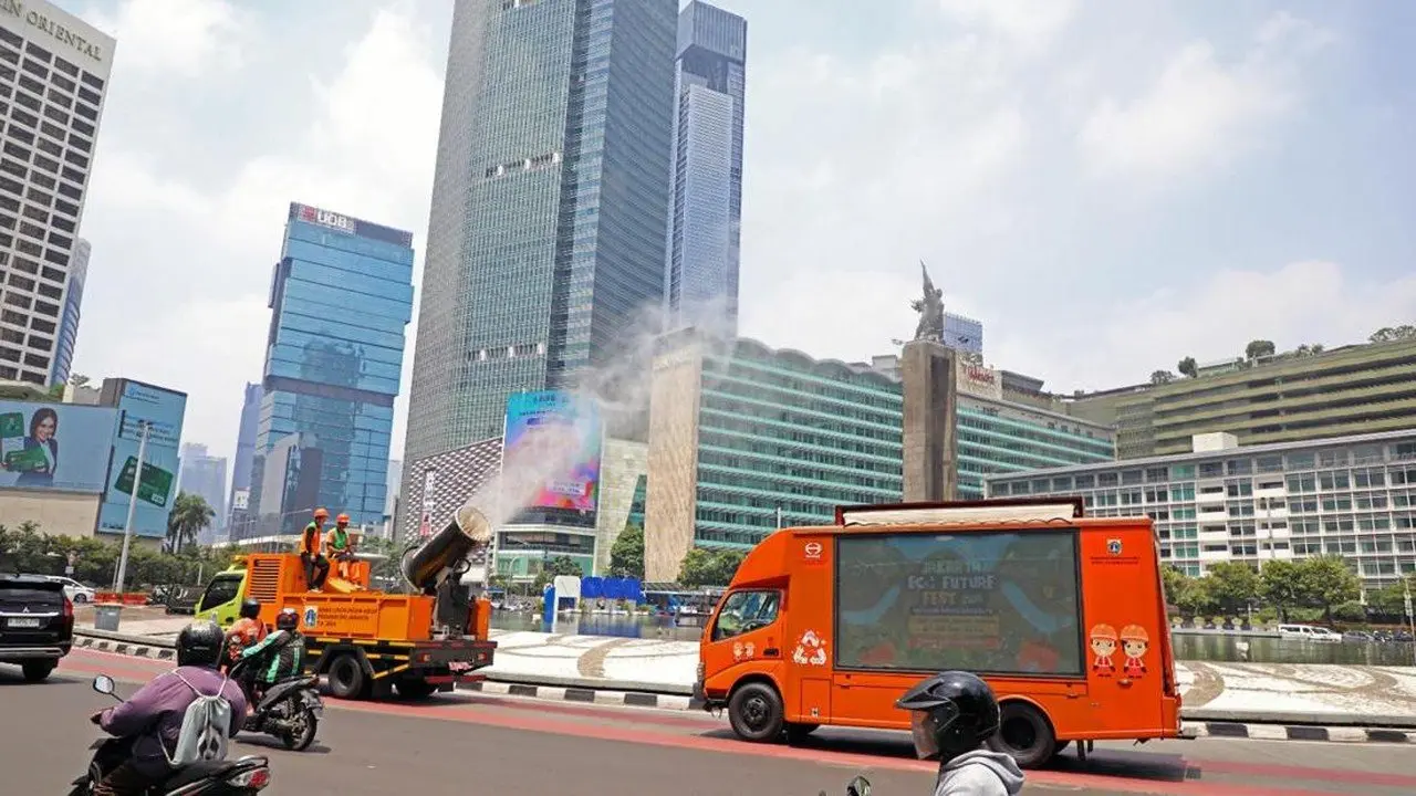 Udara Jakarta Membaik Pasca Penyiraman Abu Vulkanik Anak Krakatau