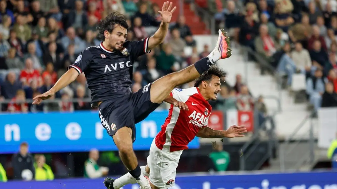 Willem II Curi Poin dari Puncak Klasemen, Nathan Tjoe-A-On Tampil Penuh