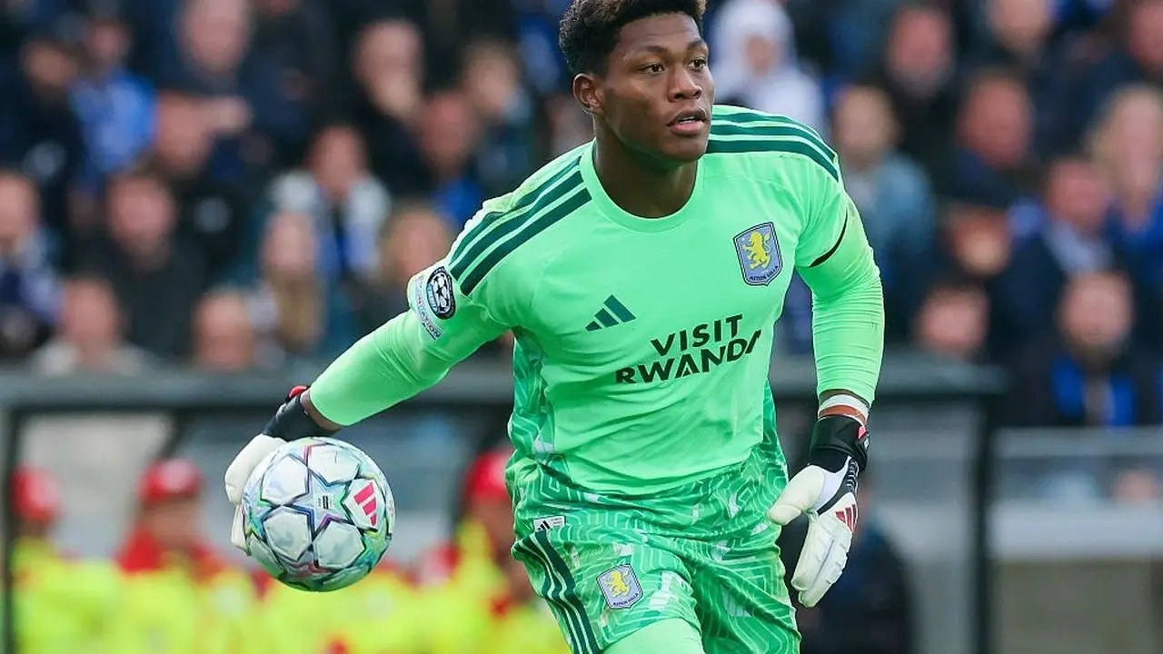 Zion Suzuki Ukir Sejarah: Kiper Jepang Pertama di Liga Inggris dan Liga Champions
